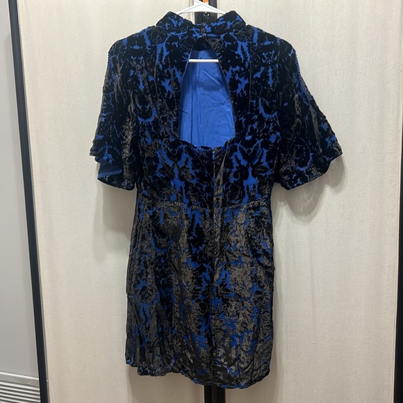 Anthropolgie Dress -size 4 - Picture 4 of 7